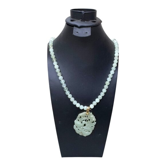 Vintage Carved Green Celadon Jade Pendant Necklace Beaded Strand Gold-Tone 20" - Picture 2 of 9